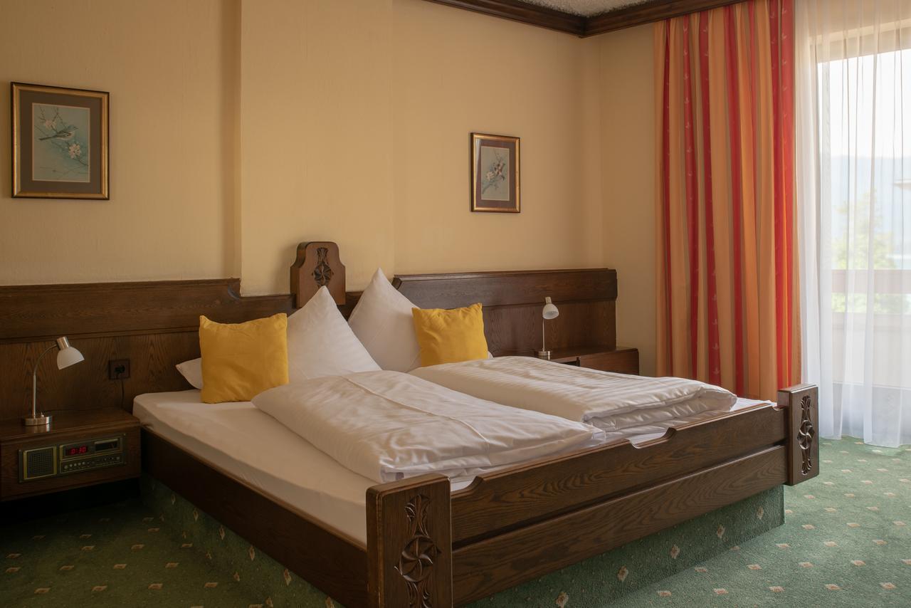 Kanz Hotel 3*